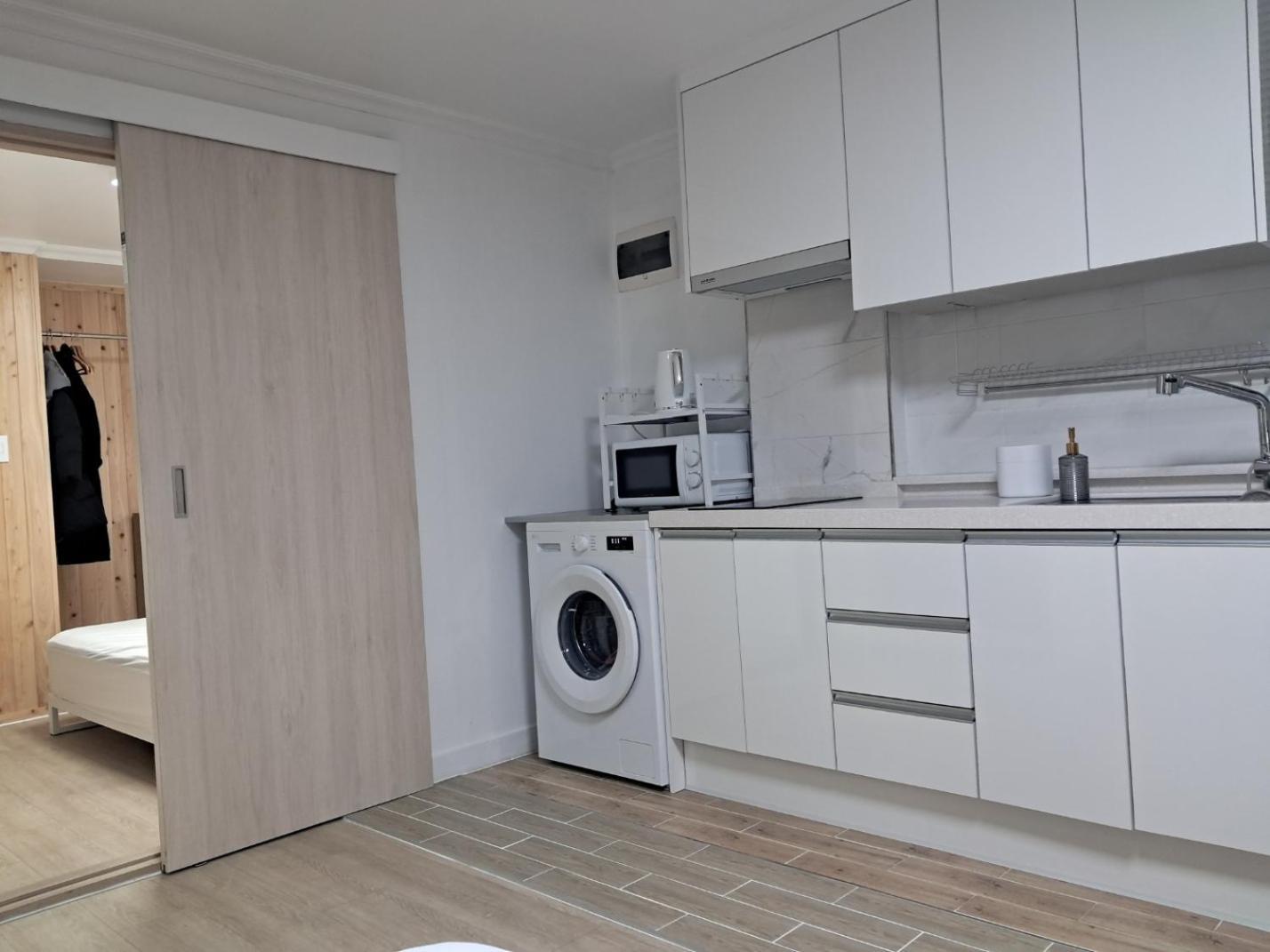 아파트 Mapo Yongsan One House